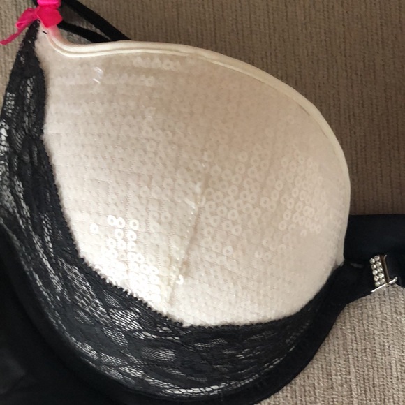 La Senza Beyond Cleavage Bra - Picture 2 of 6